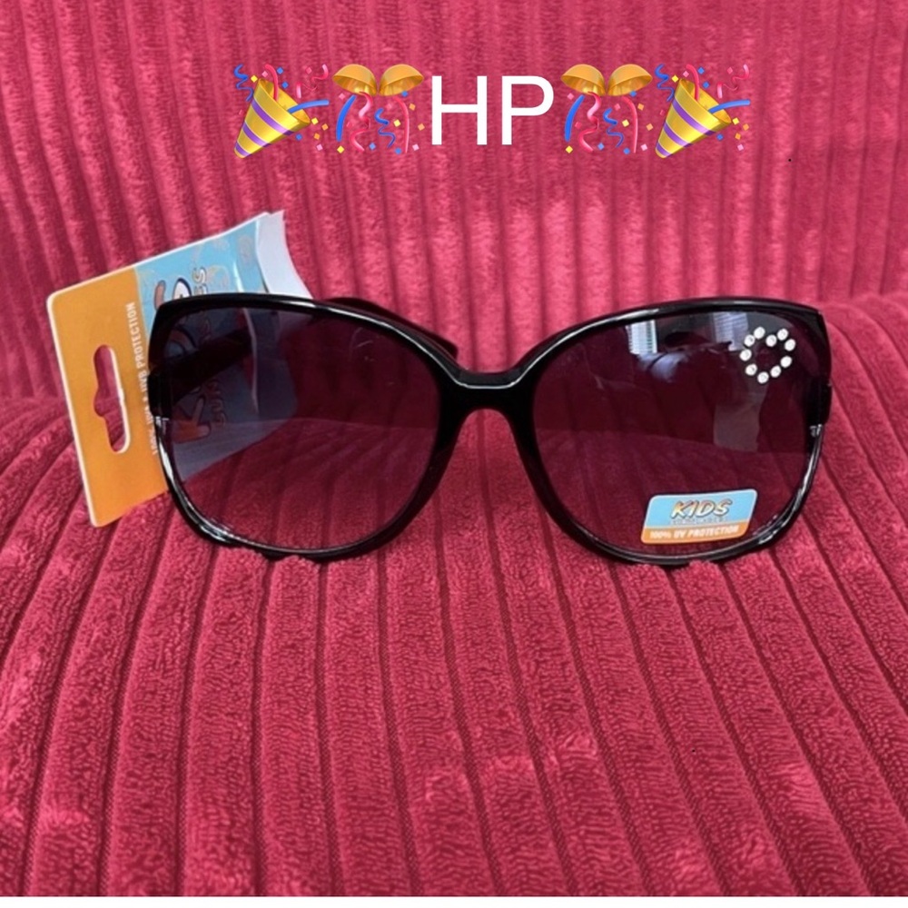 🎉🎊HP🎊🎉🆕 KIDS Designer Style 100% UVA & UVB Protection Rhinestone ❤️Sunglasses